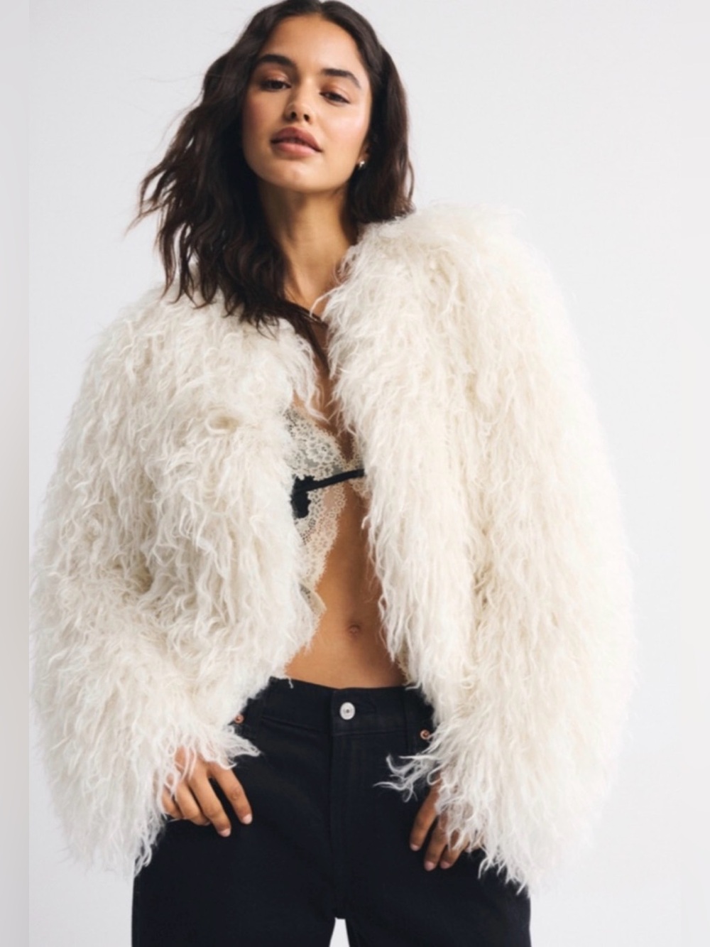 ZARA FEATHER FRINGE METALLIC THREAD
JACKET. NWT
